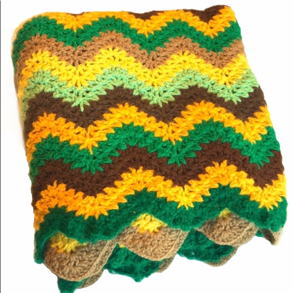 💥 MOVING SALE Vintage Handmade Crocheted Afghan